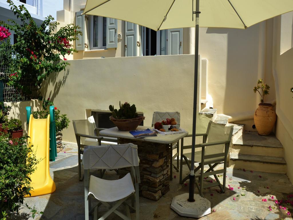 Tiniotissa Studios Tinos Room photo