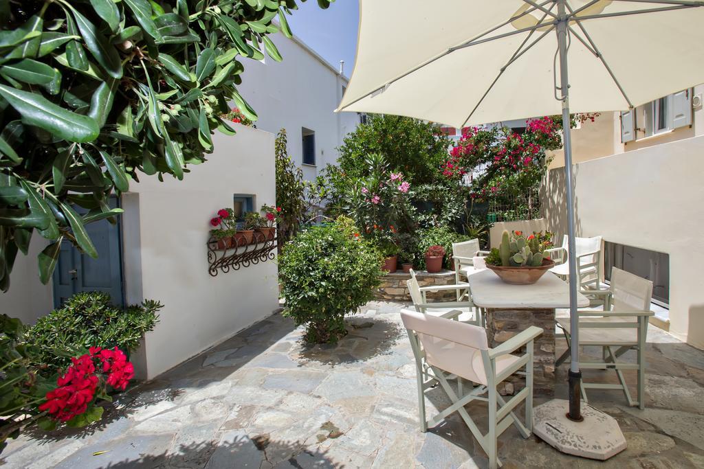 Tiniotissa Studios Tinos Exterior photo
